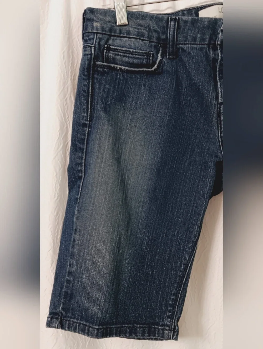 LEVI'S ~ Size 10 Women's 545 Low Rise Med Wash Denim Bermuda Jeans Shorts ~ Blue